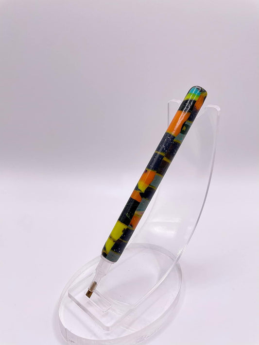 Stylet / crayon diamond painting; Très léger Fait main!

Ce stylet pour peinture en diamant, fait en pâte polymère est moulé à la main. D'une Durabilité et légerté incroyable.