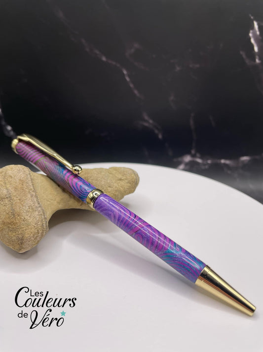 Slimline Slim Twist Collectible Ballpoint Pen; golden hearts